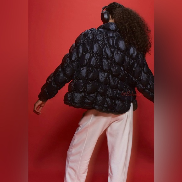NEW Free People Scrunchy Glossy Pippa Packable
Puffer Jacket - Picture 9 of 10